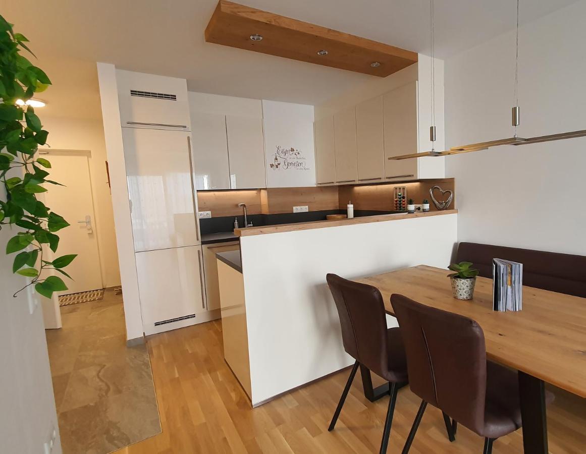 Luxurioeses Apartment Mit Garten & Terrasse In Der Naehe Vom See Im Schoenen Salzkammergut غموندين المظهر الخارجي الصورة